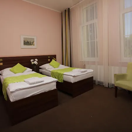 Zámeček 4*
