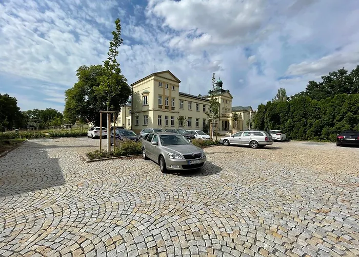 Zamecek فندق Poděbrady